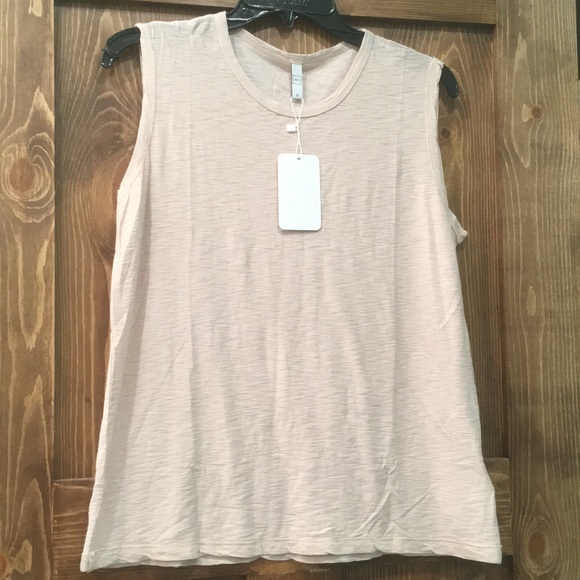 Tank top - Picture 4 of 5